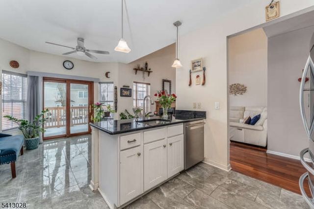 11 Elmara Dr, Bridgewater Twp., NJ 08807