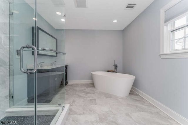 11 Elmara Dr, Bridgewater Twp., NJ 08807