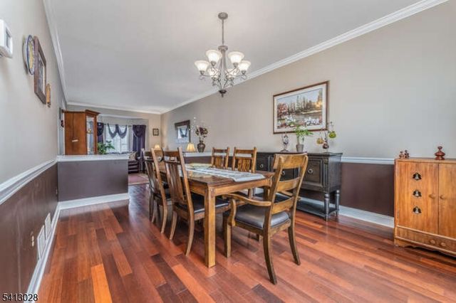 11 Elmara Dr, Bridgewater Twp., NJ 08807