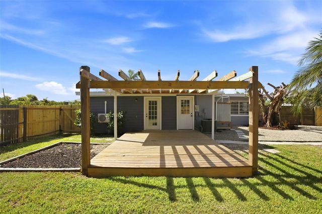 3927 VASCO STREET, Punta Gorda, FL 33950