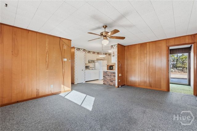 86 Camellia Avenue, Savannah, GA 31408