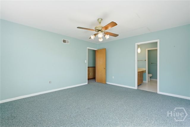 86 Camellia Avenue, Savannah, GA 31408