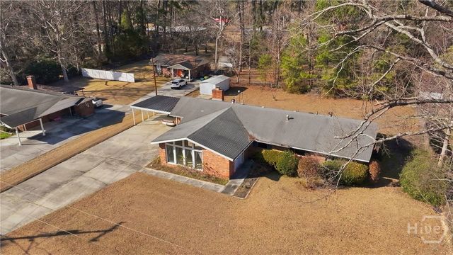 86 Camellia Avenue, Savannah, GA 31408