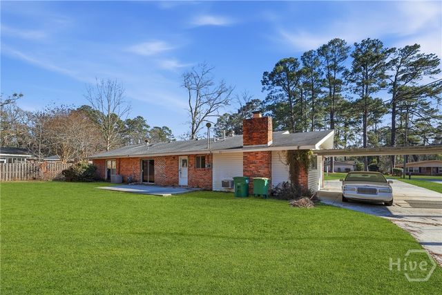 86 Camellia Avenue, Savannah, GA 31408