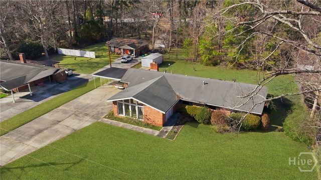 86 Camellia Avenue, Savannah, GA 31408