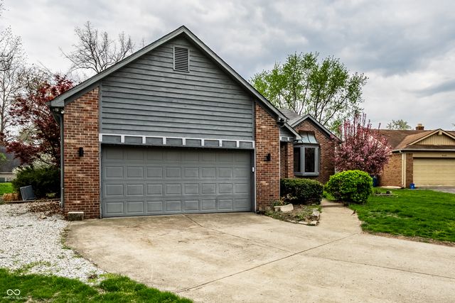 8425 Carthay Circle, Fishers, IN 46038