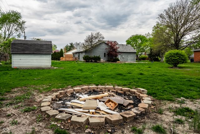 8425 Carthay Circle, Fishers, IN 46038