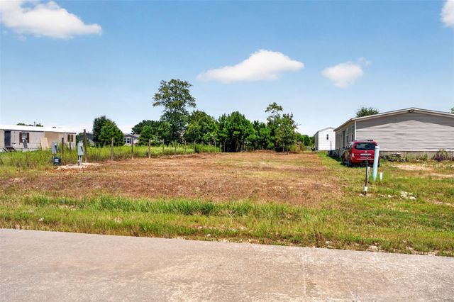 1304 Road 5735, Cleveland, TX 77327