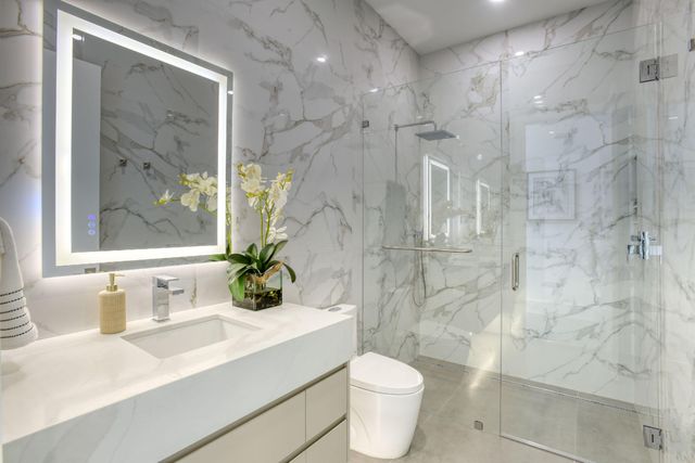 5840 NE 22nd Avenue, Fort Lauderdale, FL 33308