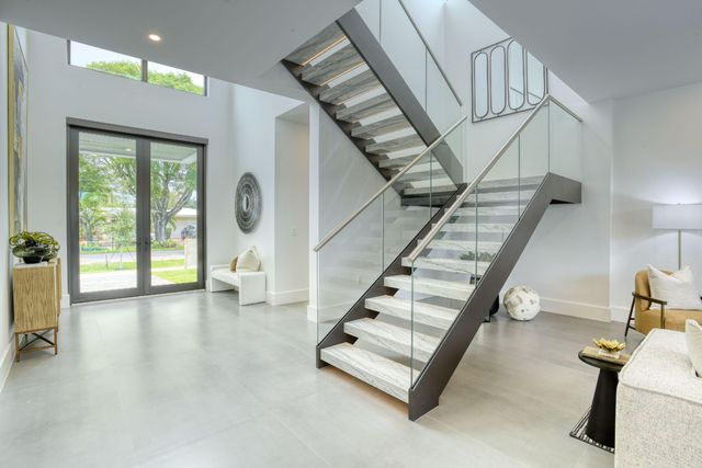 5840 NE 22nd Avenue, Fort Lauderdale, FL 33308