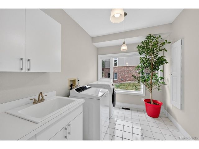 12 Mourning Dove Ln, Littleton, CO 80127