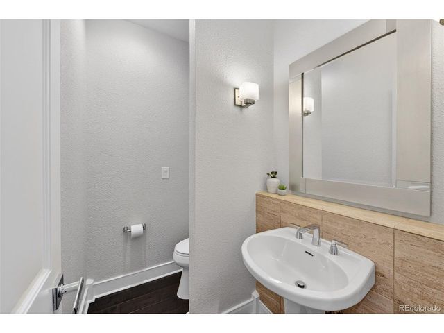 12 Mourning Dove Ln, Littleton, CO 80127