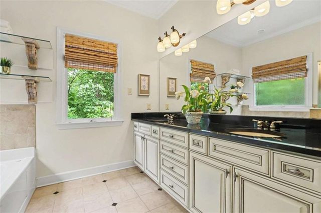 6070 Narcissa Place, Johns Creek, GA 30097