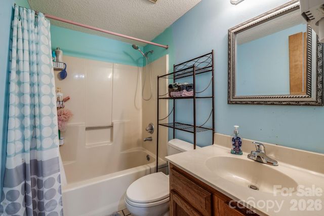 823 Fanning Bridge Road, Fletcher, NC 28732