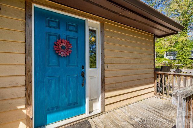 823 Fanning Bridge Road, Fletcher, NC 28732