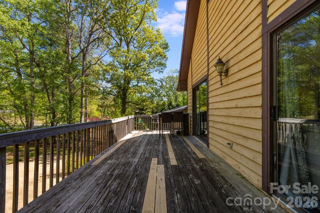 823 Fanning Bridge Road, Fletcher, NC 28732