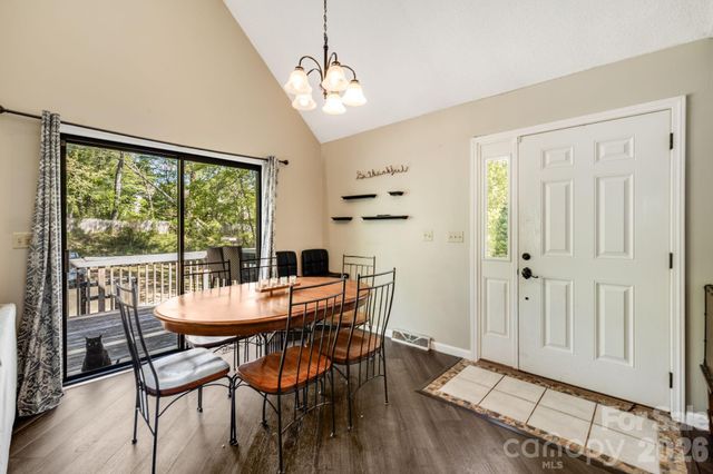 823 Fanning Bridge Road, Fletcher, NC 28732