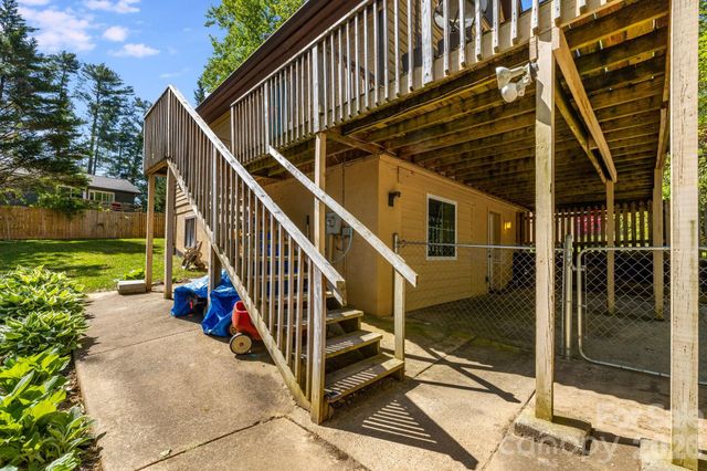823 Fanning Bridge Road, Fletcher, NC 28732