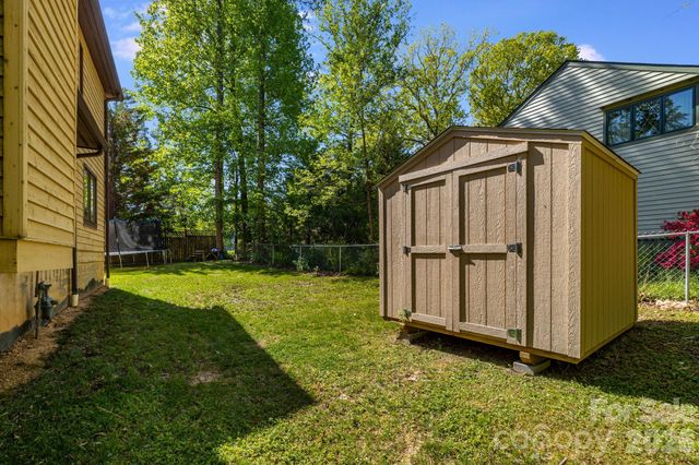 823 Fanning Bridge Road, Fletcher, NC 28732