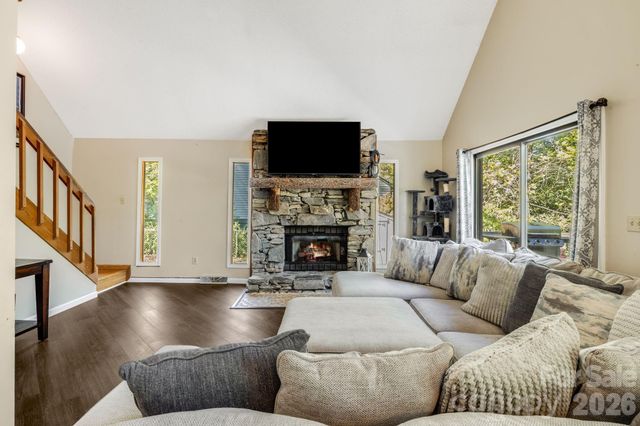 823 Fanning Bridge Road, Fletcher, NC 28732