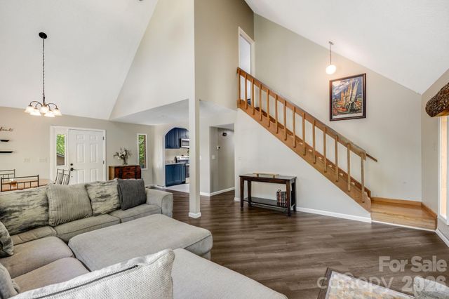 823 Fanning Bridge Road, Fletcher, NC 28732
