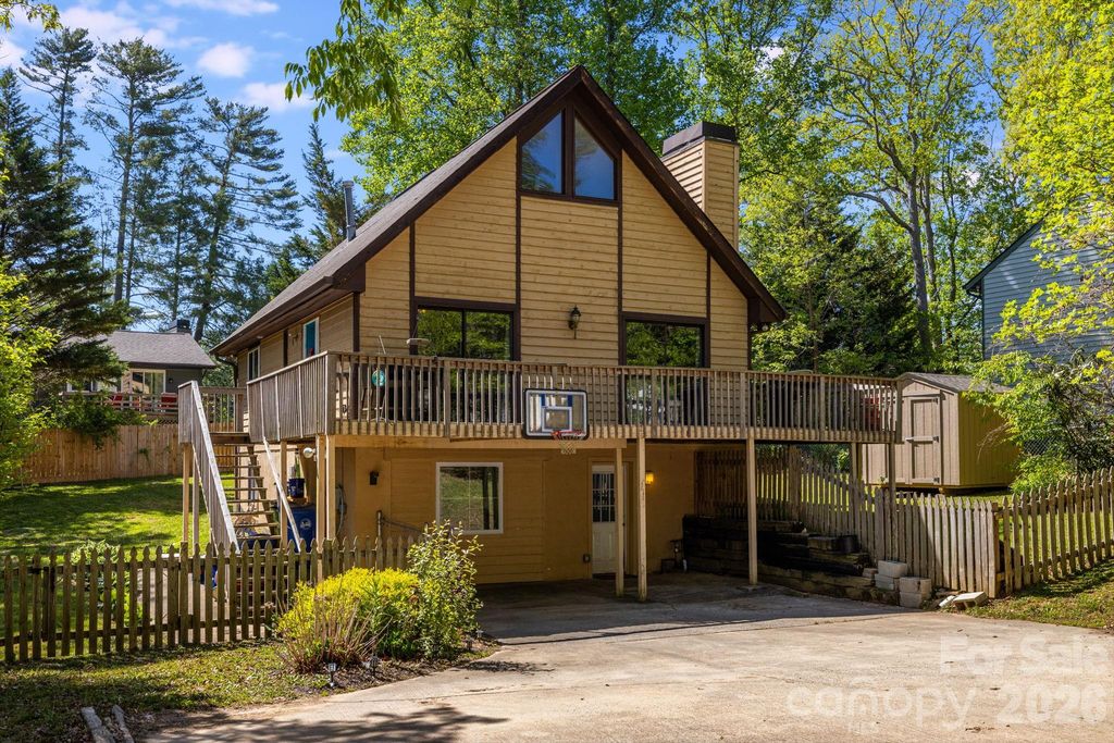 823 Fanning Bridge Road, Fletcher, NC 28732
