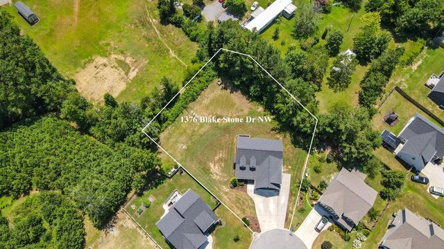 1376 Blake Stone Drive NW, Cleveland, TN 37312