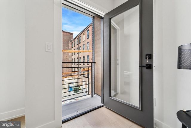 2425 CORAL ST, Philadelphia, PA 19125