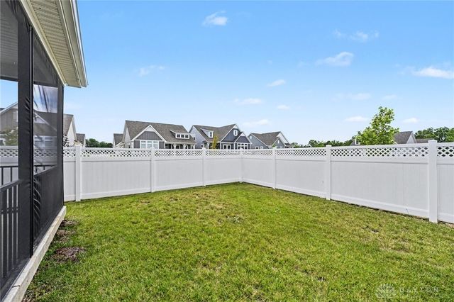 5004 Pepperwell Circle, Sugarcreek Twp, OH 45440