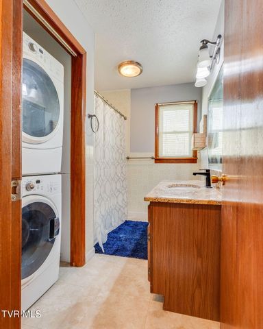 721 Rector Drive, Kingsport, TN 37665