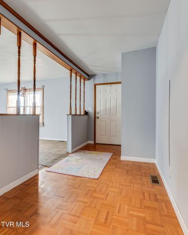 721 Rector Drive, Kingsport, TN 37665