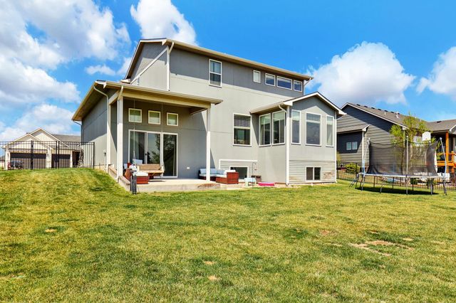 3903 N Estancia Ct, Wichita, KS 67205