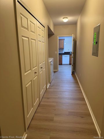 16040 Morningside, Northville, MI 48168