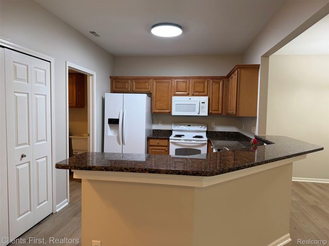 16040 Morningside, Northville, MI 48168