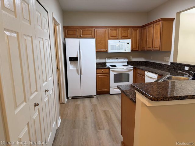 16040 Morningside, Northville, MI 48168