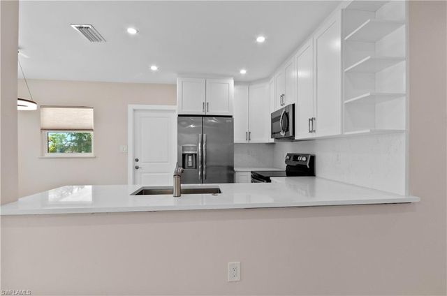 2685 Van Buren AVE, Naples, FL 34112