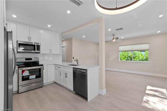 2685 Van Buren AVE, Naples, FL 34112