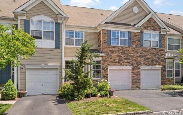 5 Case Court, Monroe, NY 10950