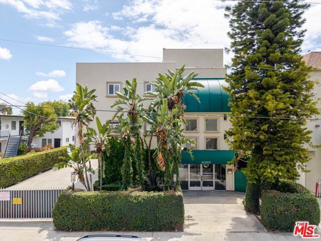 10900 Blix Street 10, North Hollywood (los Angeles), CA 91602