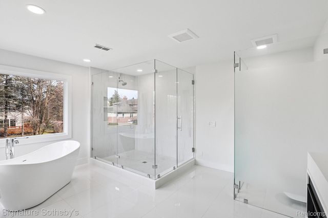 2532 Cedar Brook Court, Rochester Hills, MI 48309