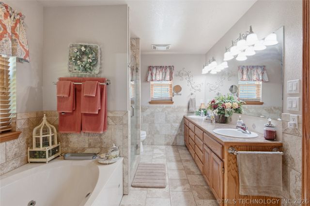 502 Rhonda Street, Pryor, OK 74361