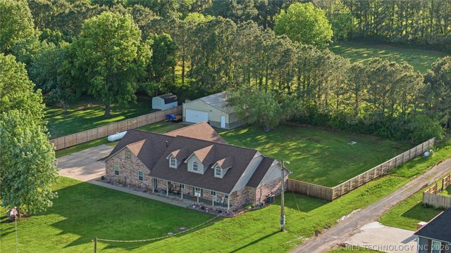 502 Rhonda Street, Pryor, OK 74361