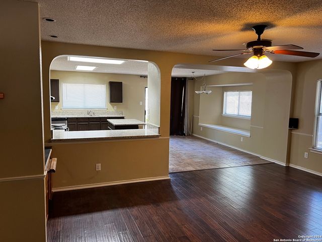 4811 GALEWOOD, San Antonio, TX 78247