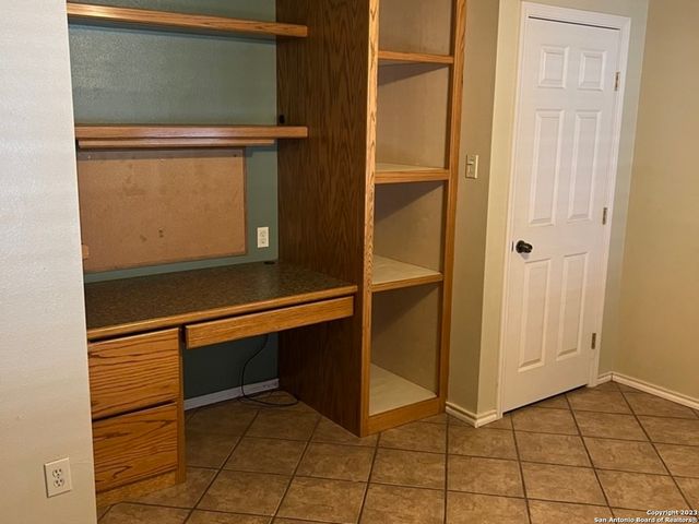 4811 GALEWOOD, San Antonio, TX 78247