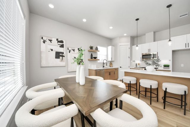 1102 Mansfield Street A, Houston, TX 77091