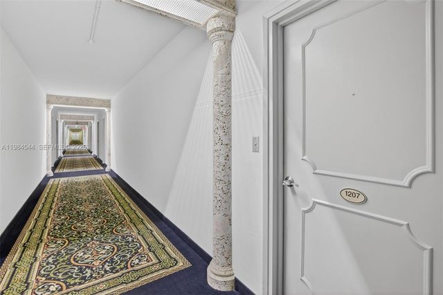 3233 NE 34th St 1207, Fort Lauderdale, FL 33308