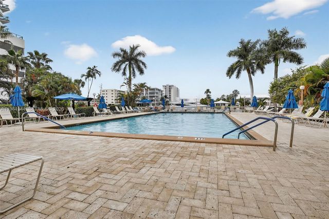 3233 NE 34th St 1207, Fort Lauderdale, FL 33308