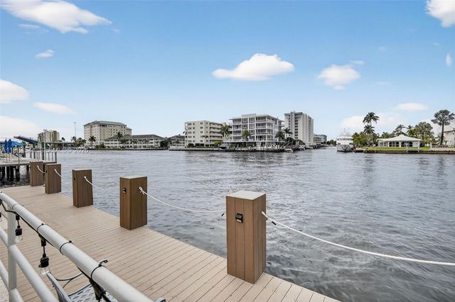 3233 NE 34th St 1207, Fort Lauderdale, FL 33308