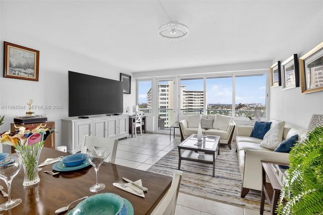 3233 NE 34th St 1207, Fort Lauderdale, FL 33308