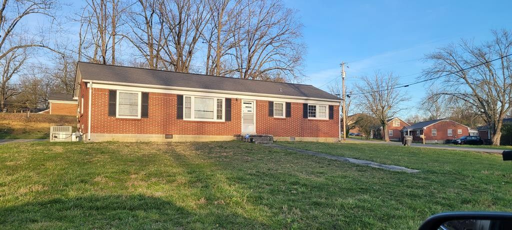 1305 Maddux Ave, Cookeville, TN 38501